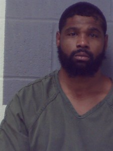 Claxton, Terrenico Dewone