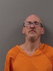 Winnett, Danny Shain